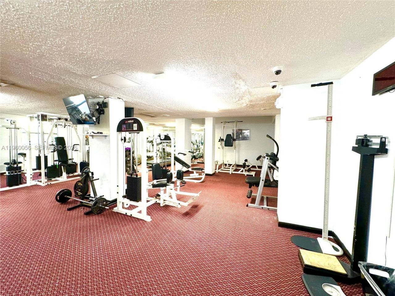 230 174th St, Unit 507, Sunny Isles Beach, FL 33160 Photo