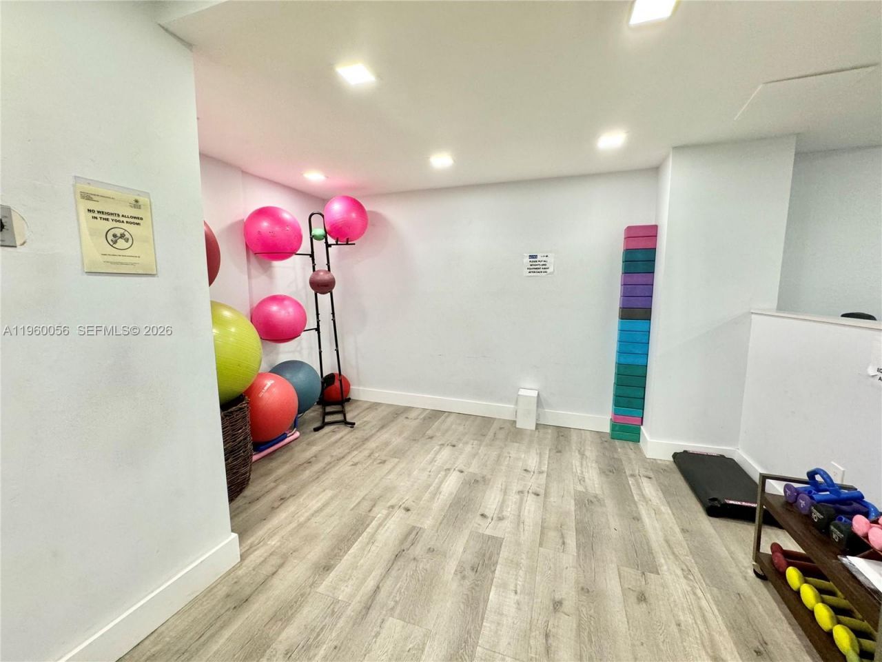 230 174th St, Unit 507, Sunny Isles Beach, FL 33160 Photo