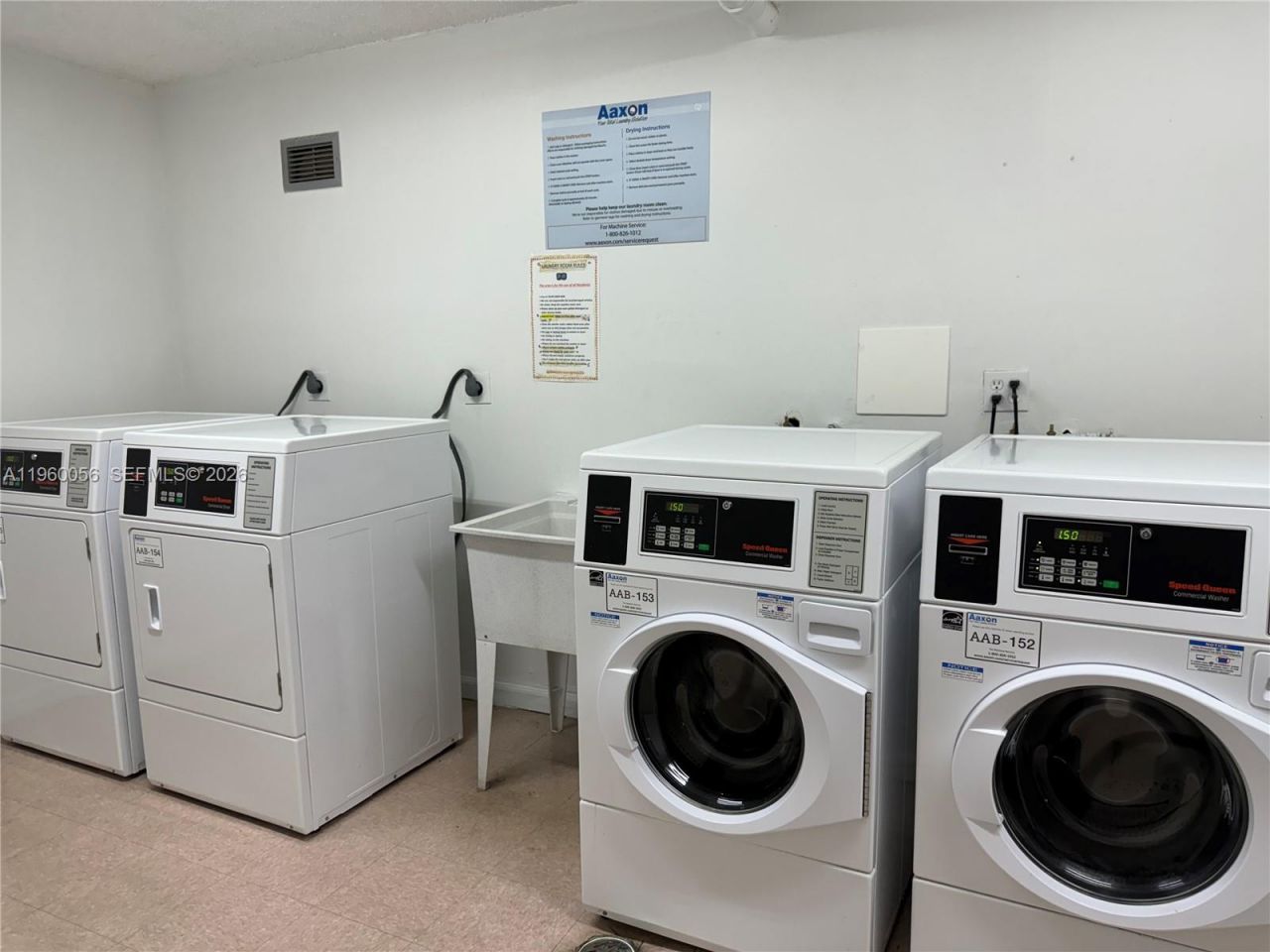 230 174th St, Unit 507, Sunny Isles Beach, FL 33160 Photo