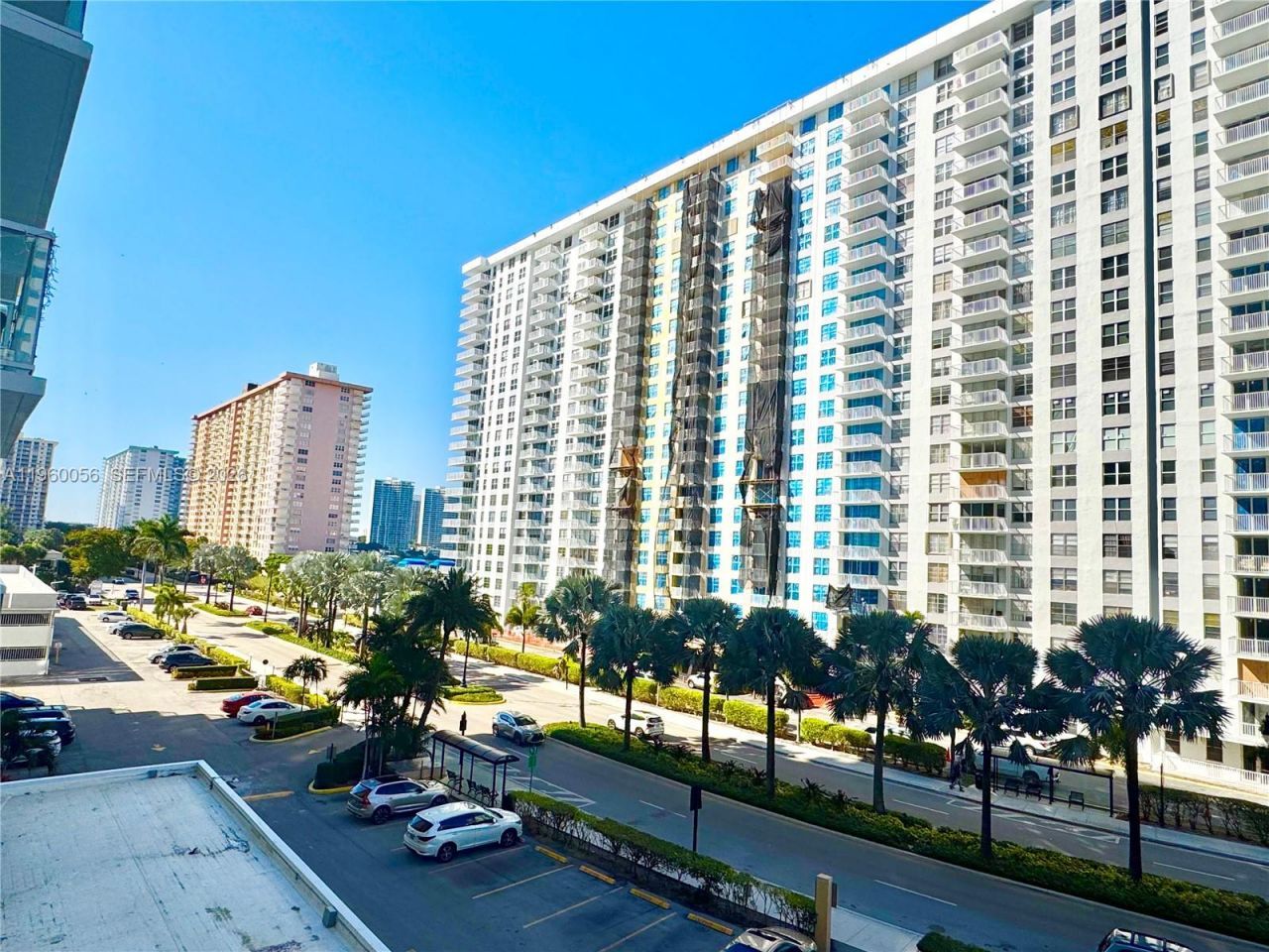 230 174th St, Unit 507, Sunny Isles Beach, FL 33160 Photo