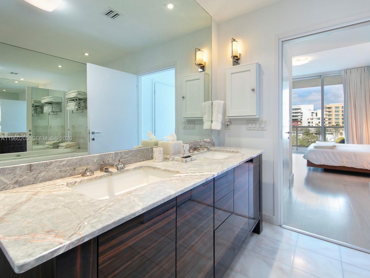 50 S Pointe Dr , Unit 707, Miami Beach, FL 33139 Photo