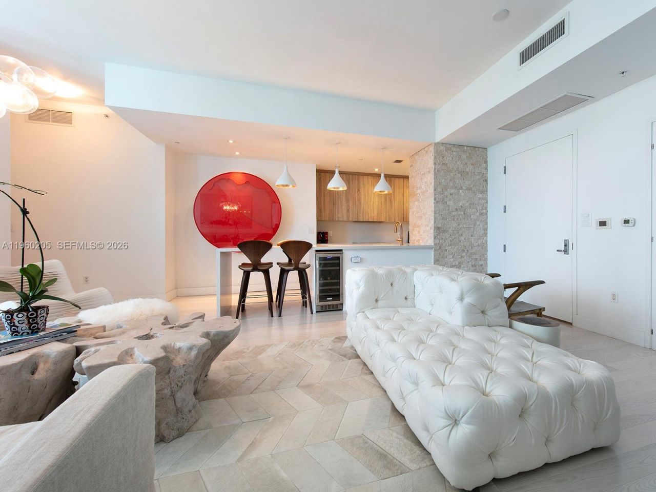 50 S Pointe Dr , Unit 707, Miami Beach, FL 33139 Photo