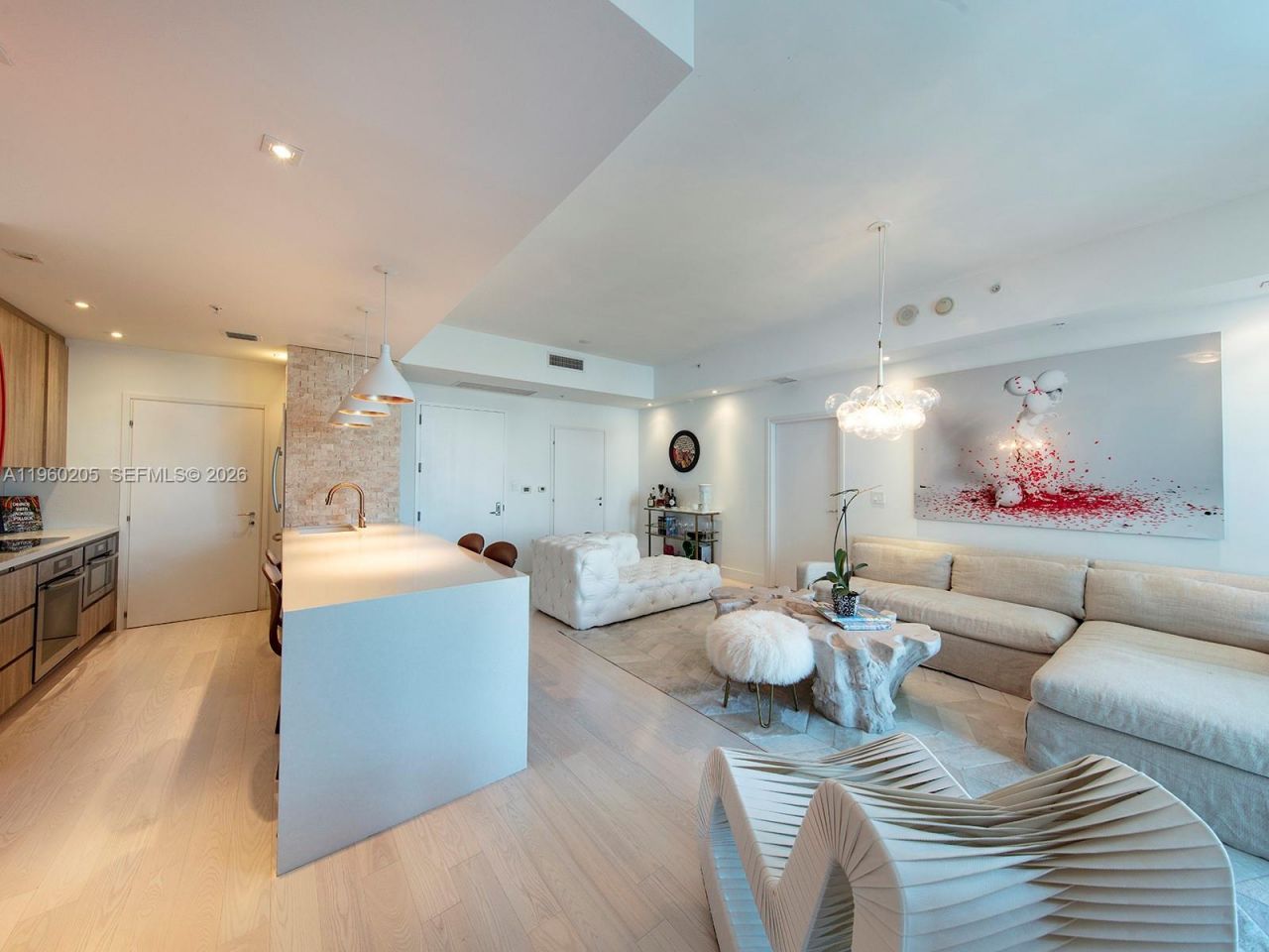 50 S Pointe Dr , Unit 707, Miami Beach, FL 33139 Photo