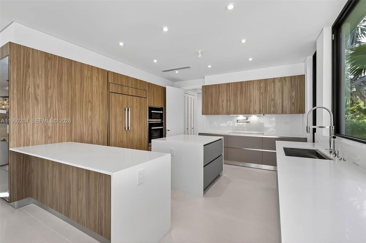 620 Solar Isle Dr, Fort Lauderdale, FL 33301 Photo