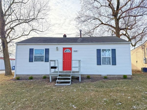 1018 Frick Avenue, Warrenton, MO 63383