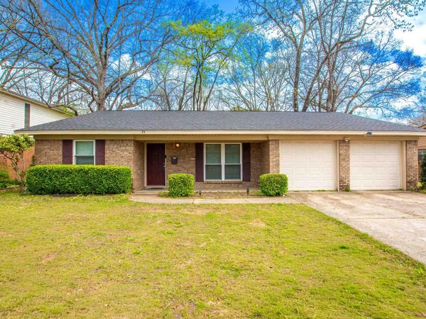 35 Bradford Drive, Little Rock, AR 72227