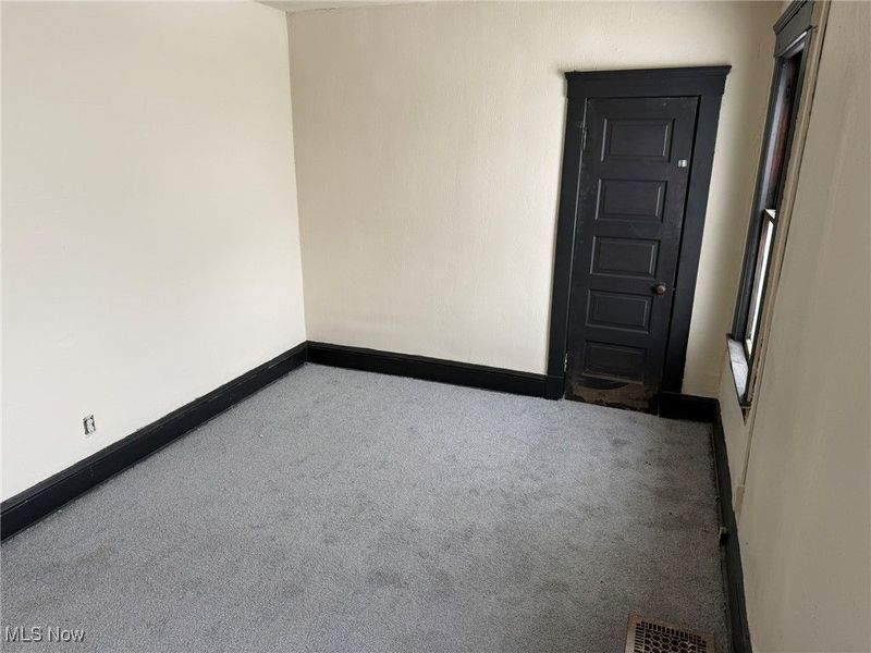 3517 E 114th Street, Cleveland, OH 44105 Photo 6