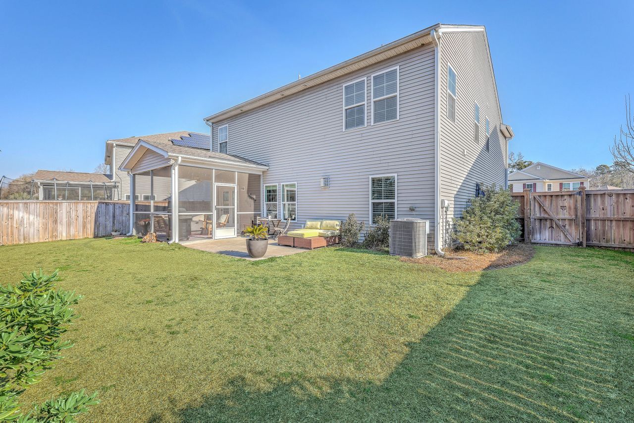 1031 Banker Court Photo 35