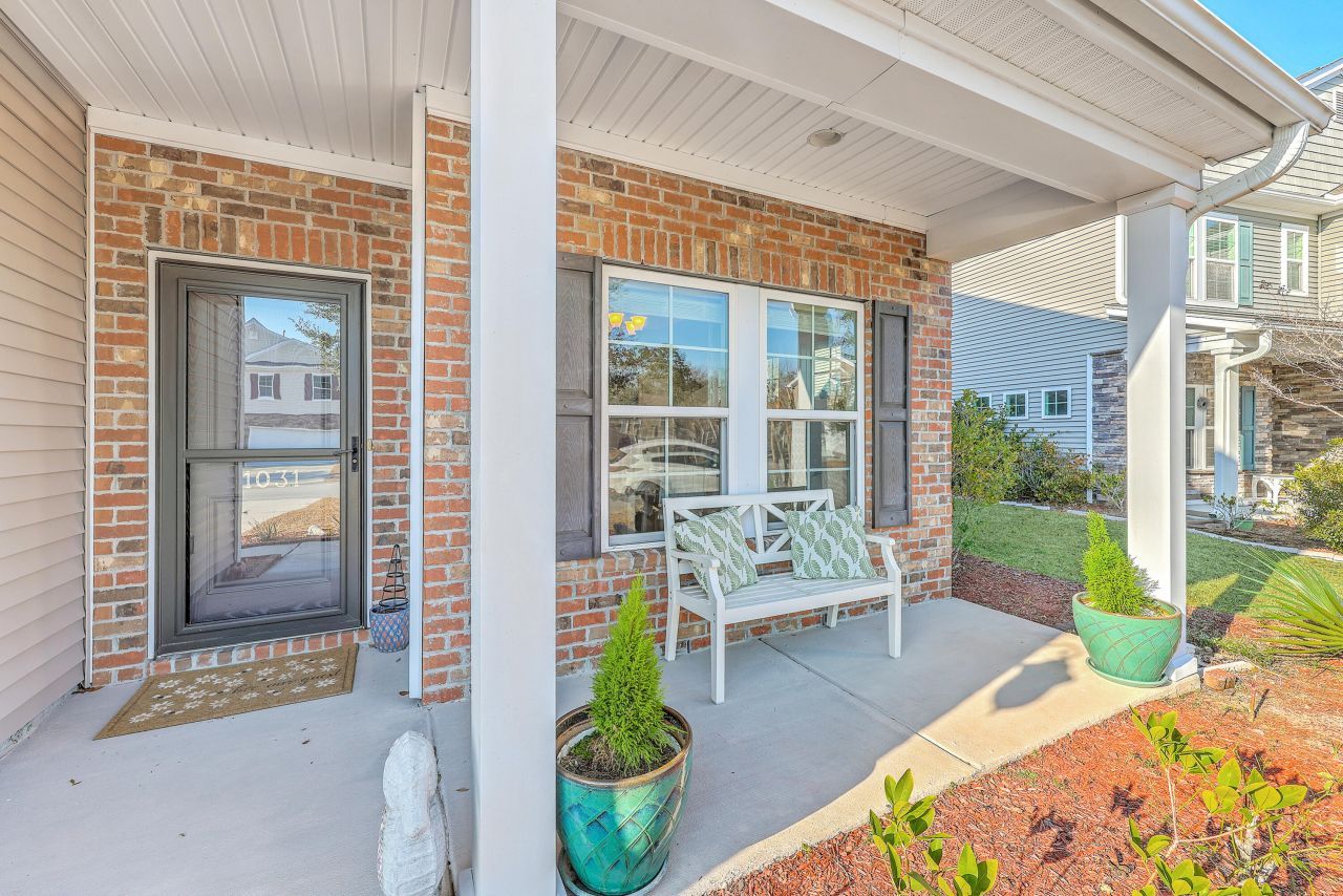 1031 Banker Court Photo 5