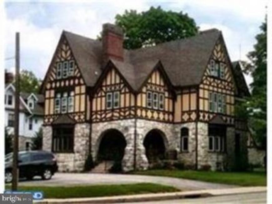 25 Montrose Avenue, Unit 7, Bryn Mawr, PA 19010 Main Photo