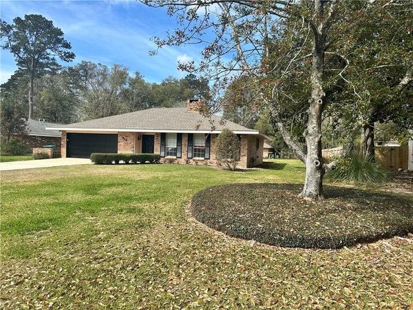 114 OAK Drive, Covington, LA 70433
