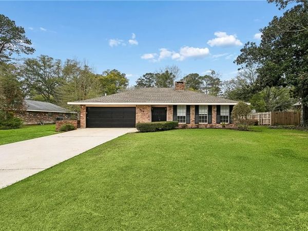 114 OAK Drive, Covington, LA 70433