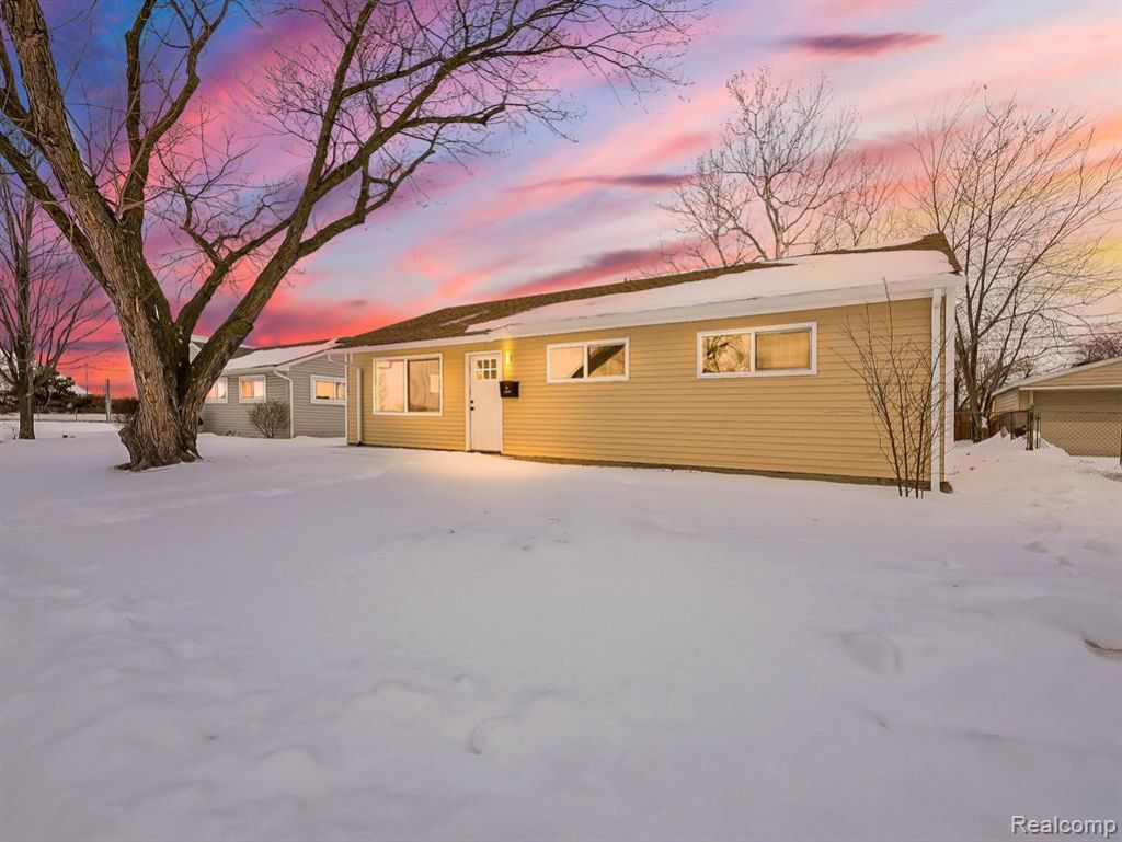 26754 Margaret Street, Roseville, MI 48066 Main Photo