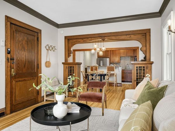 3212 Garfield Avenue, Unit 201, Minneapolis, MN 55408