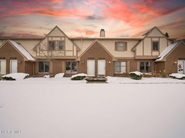 2161 Winterset Drive, Toledo, OH 43614