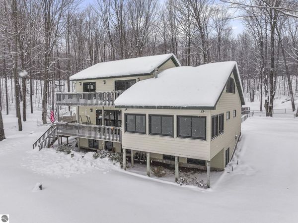 420 Beech Bark Trail W, Maple City, MI 00000