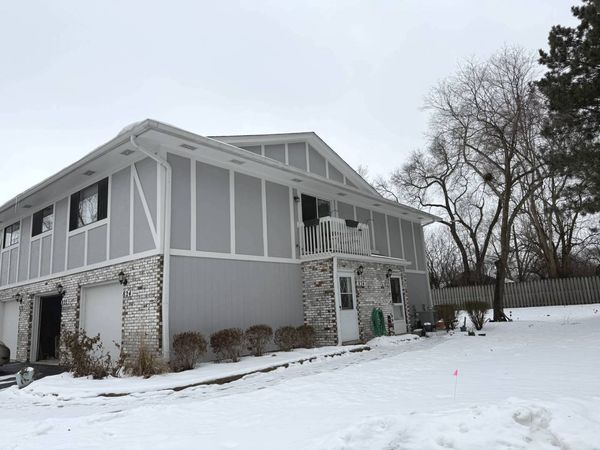 824 Dighton Lane, Schaumburg, IL 60173