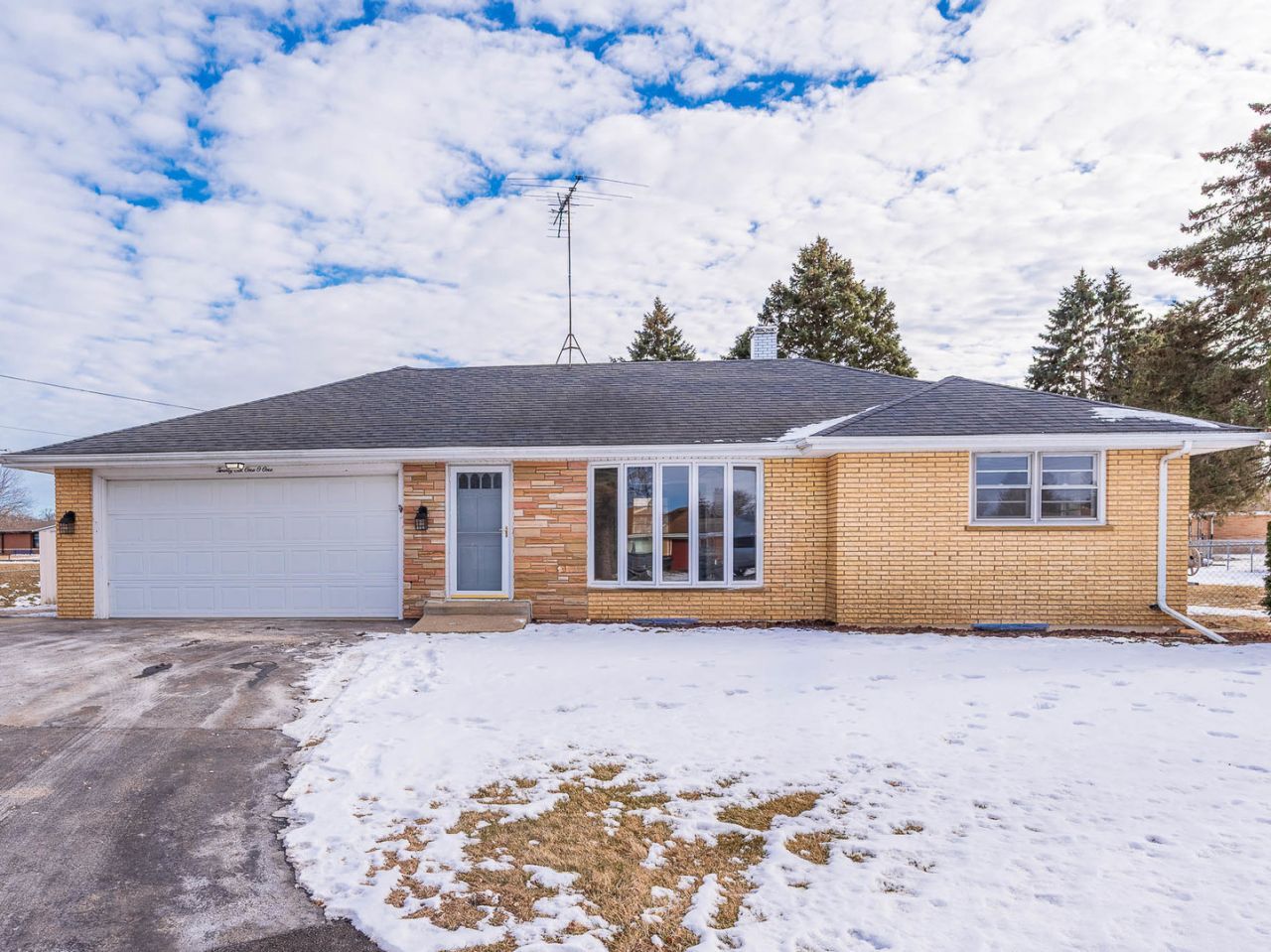 26101 W Roseland Court, Ingleside, IL 60041 Main Photo