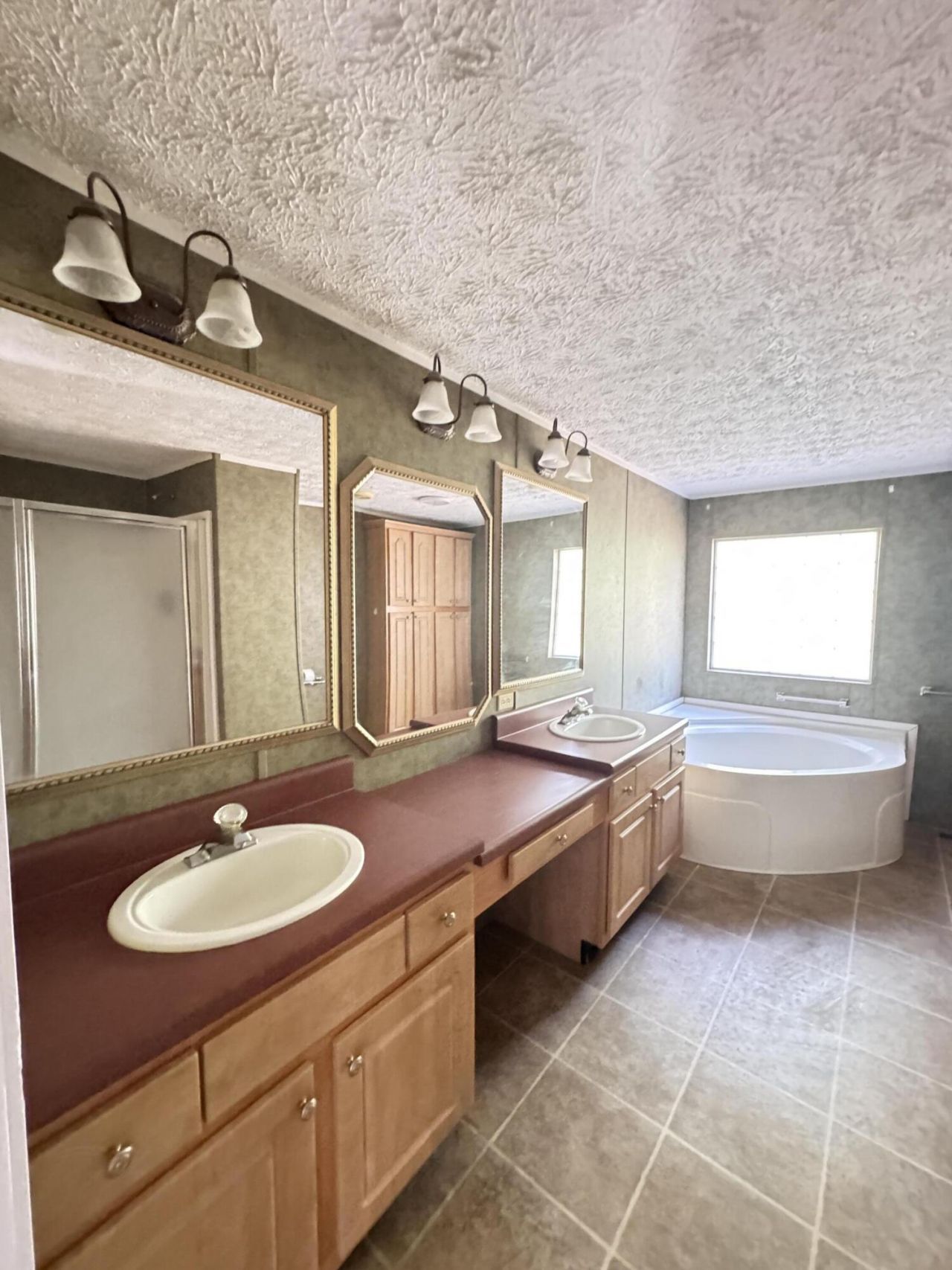 977 Macon Lane Photo 23