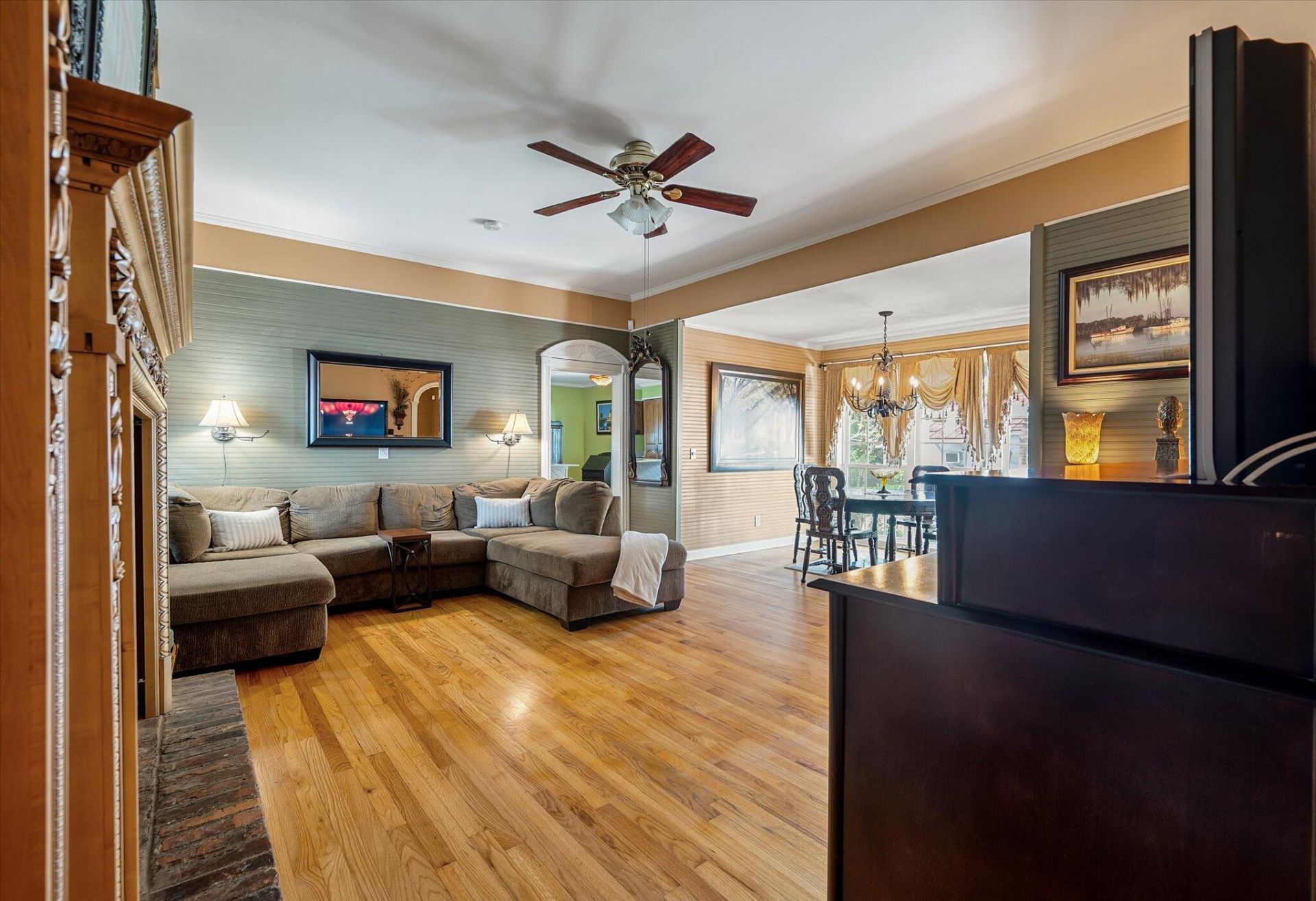 1303 Wichman Street Photo 14