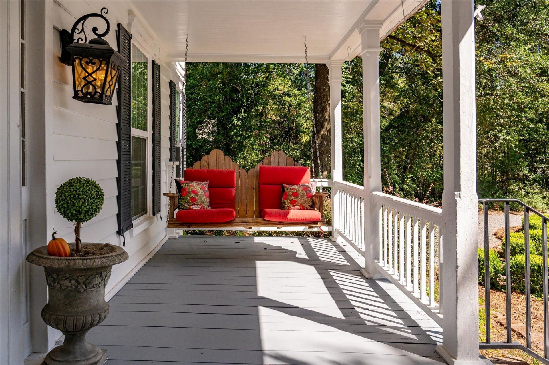 1303 Wichman Street Photo 5