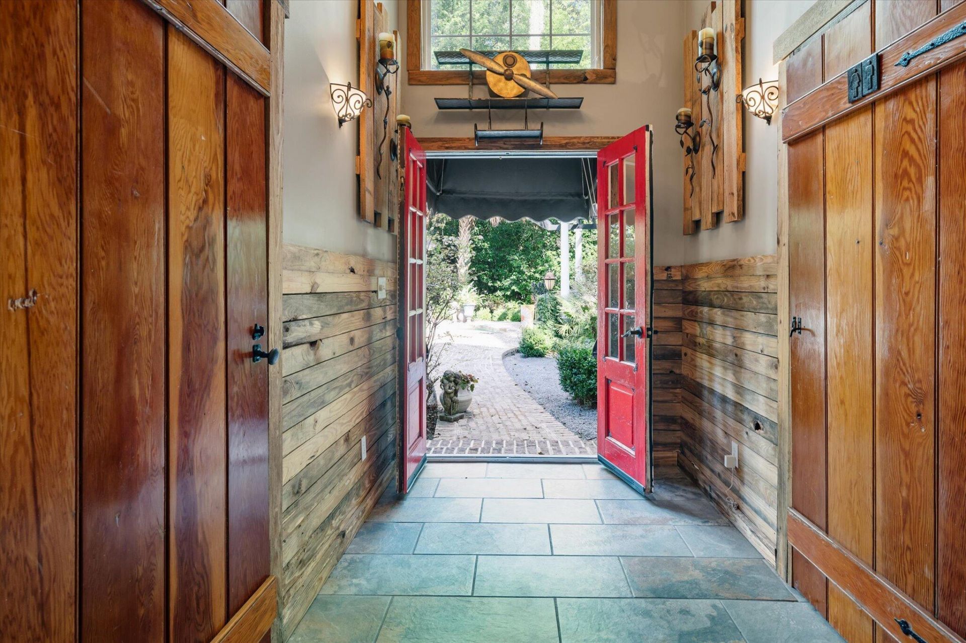 1303 Wichman Street Photo 50