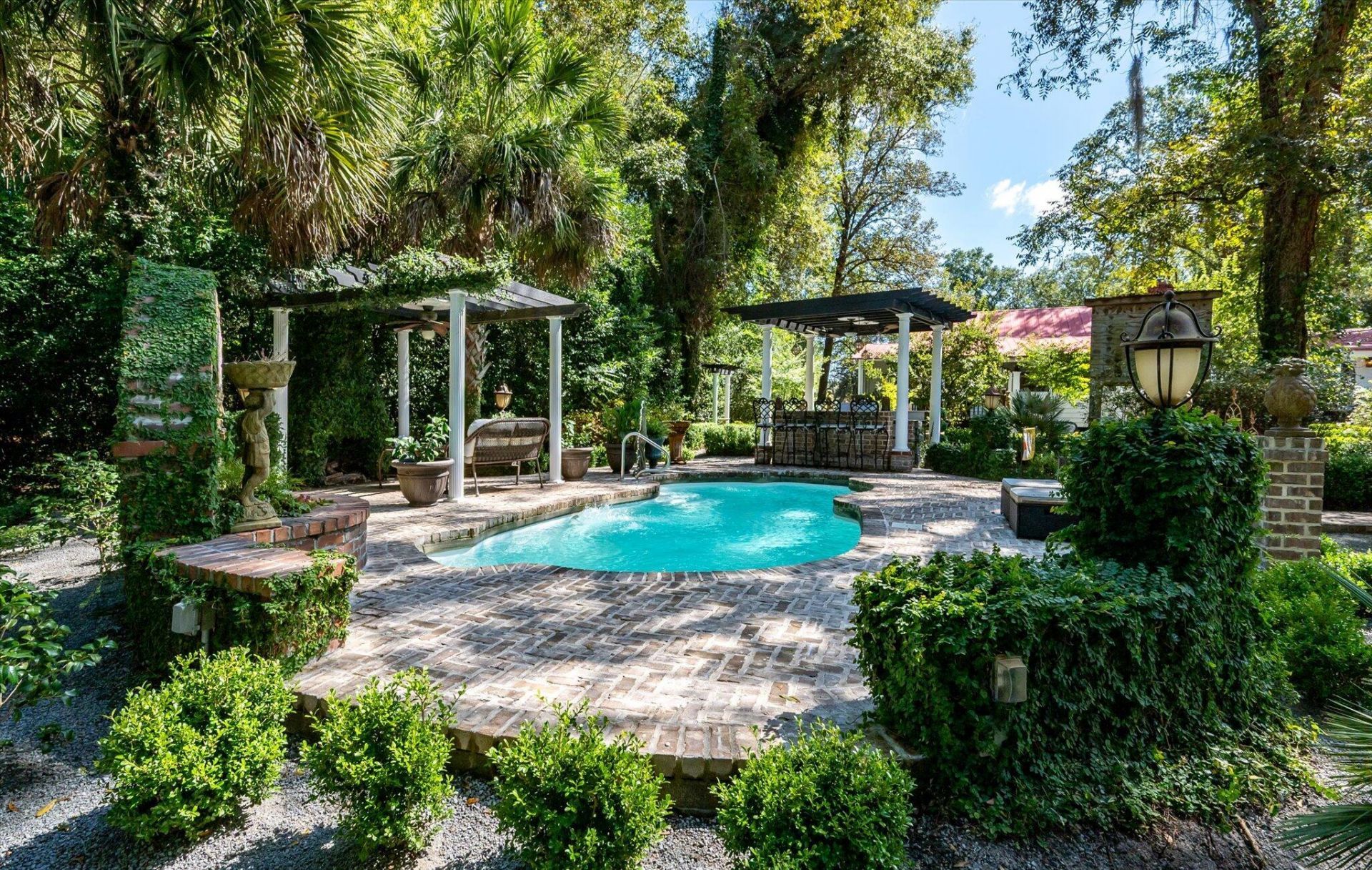 1303 Wichman Street Photo 52