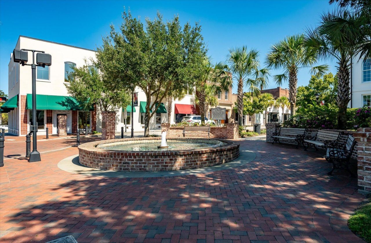 1303 Wichman Street Photo 73