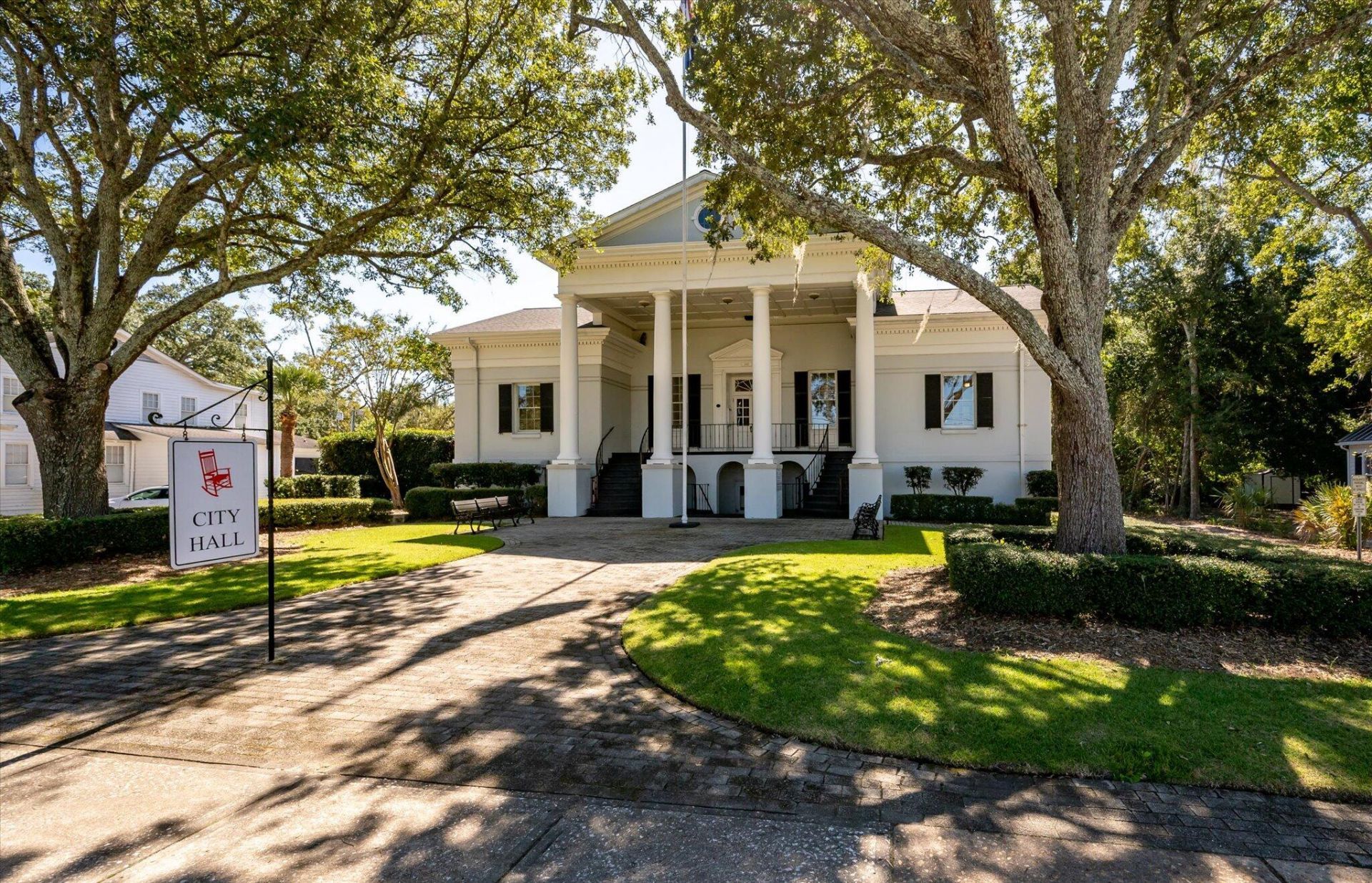 1303 Wichman Street Photo 82