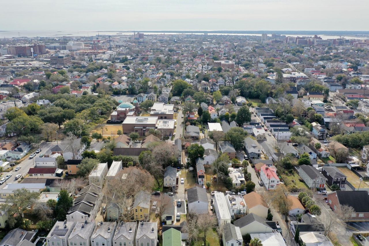 16 B Strawberry Lane Photo 18