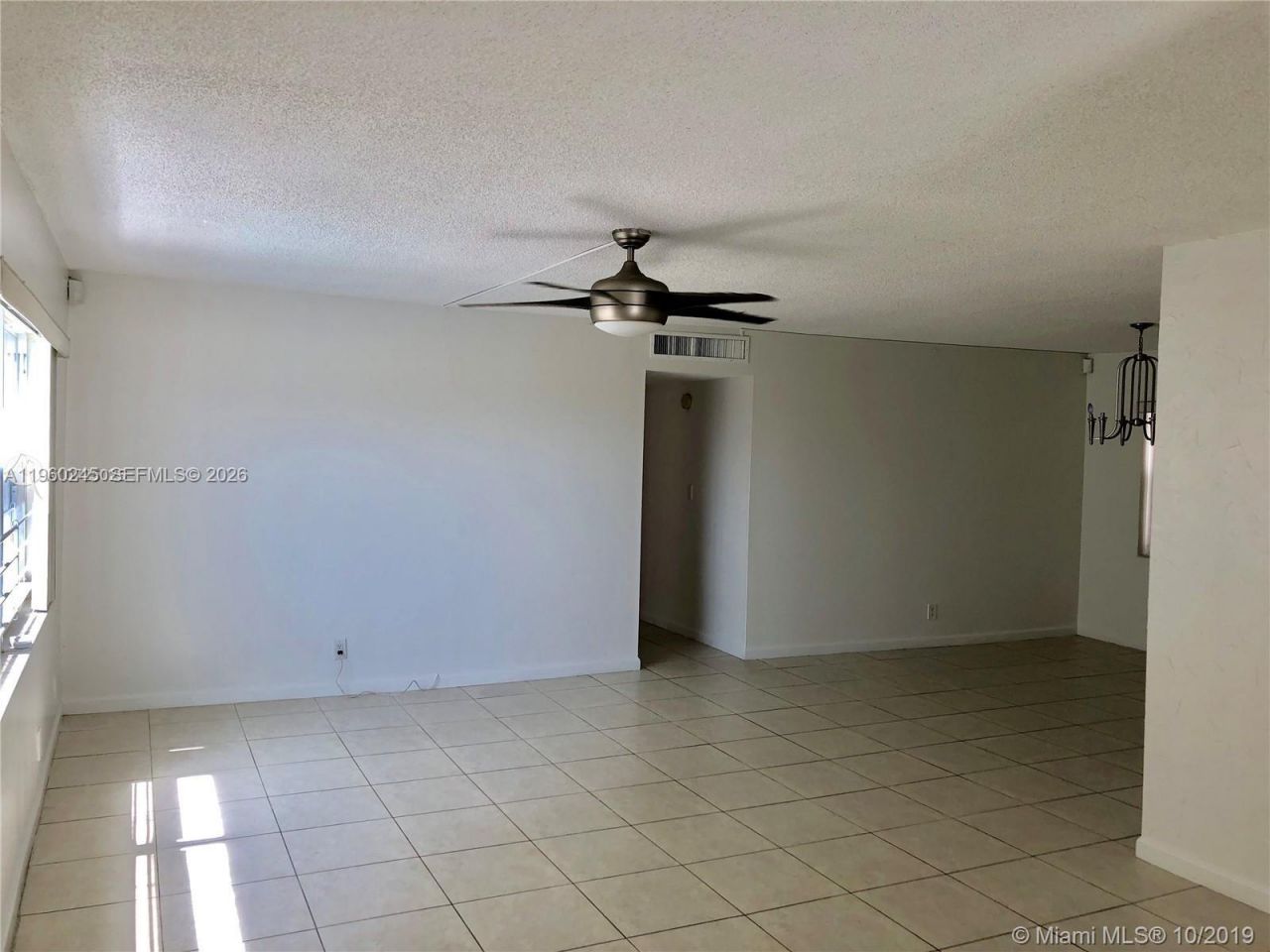 121 Golden Isles Dr , Unit 407, Hallandale Beach, FL 33009 Photo
