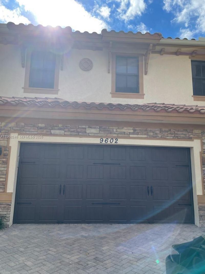 9602 S Town Parc Cir S, Unit 9602, Parkland, FL 33076 Photo