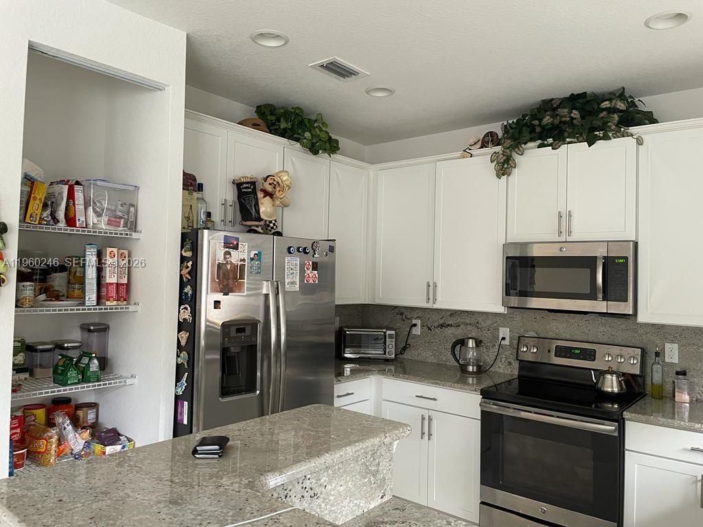 9602 S Town Parc Cir S, Unit 9602, Parkland, FL 33076 Photo