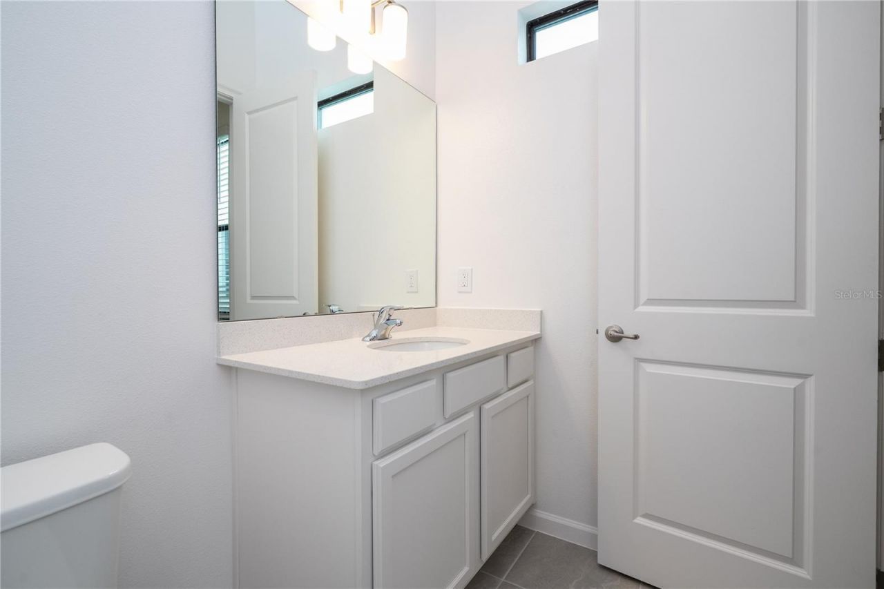 5674 High Seas Drive, Orlando, FL 32821 Photo