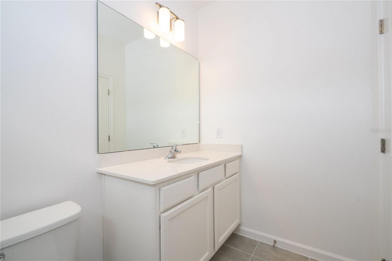 5674 High Seas Drive, Orlando, FL 32821 Photo