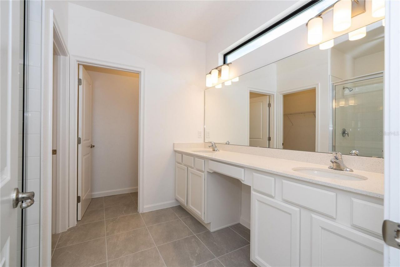 5674 High Seas Drive, Orlando, FL 32821 Photo