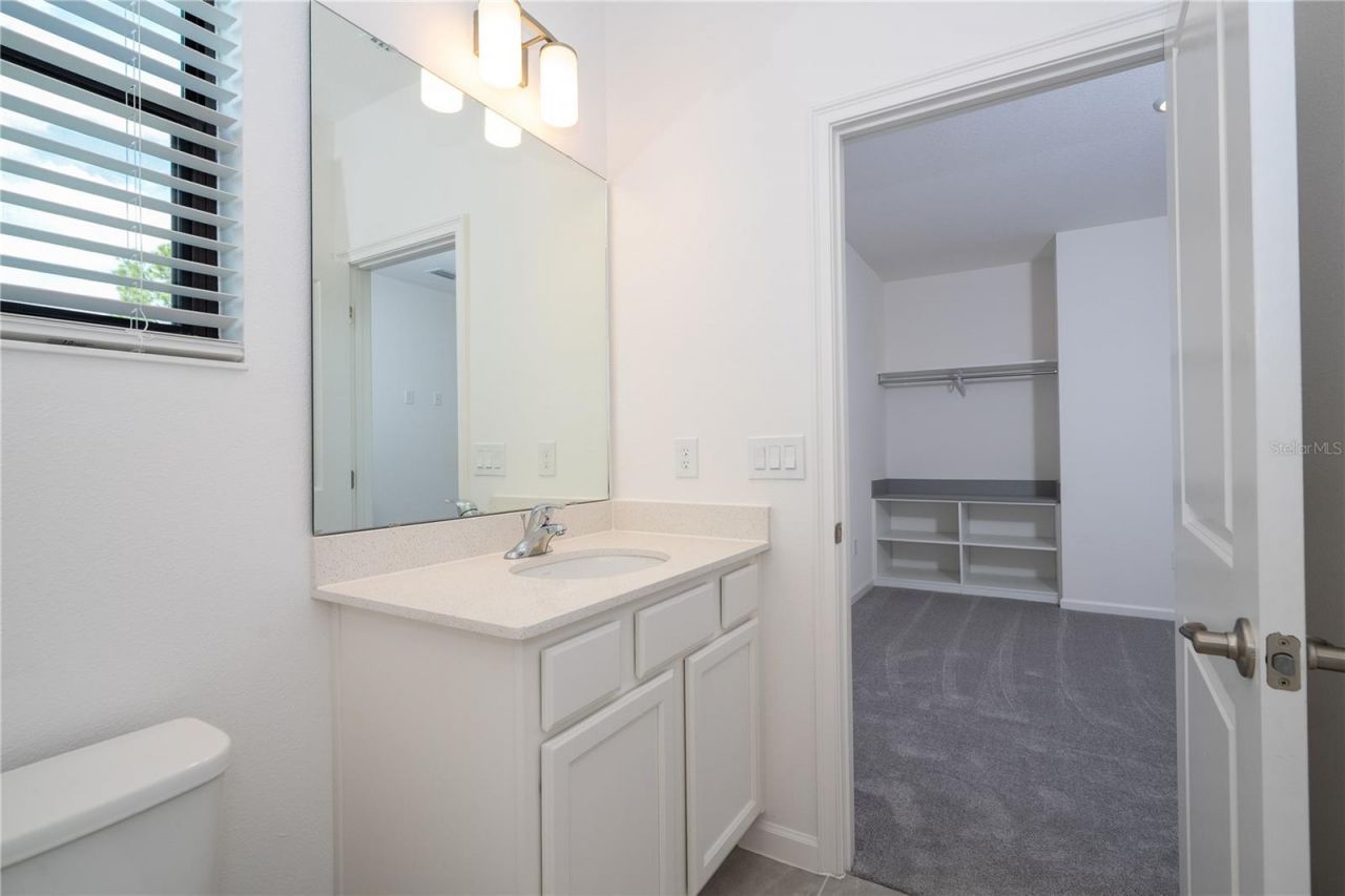 5674 High Seas Drive, Orlando, FL 32821 Photo