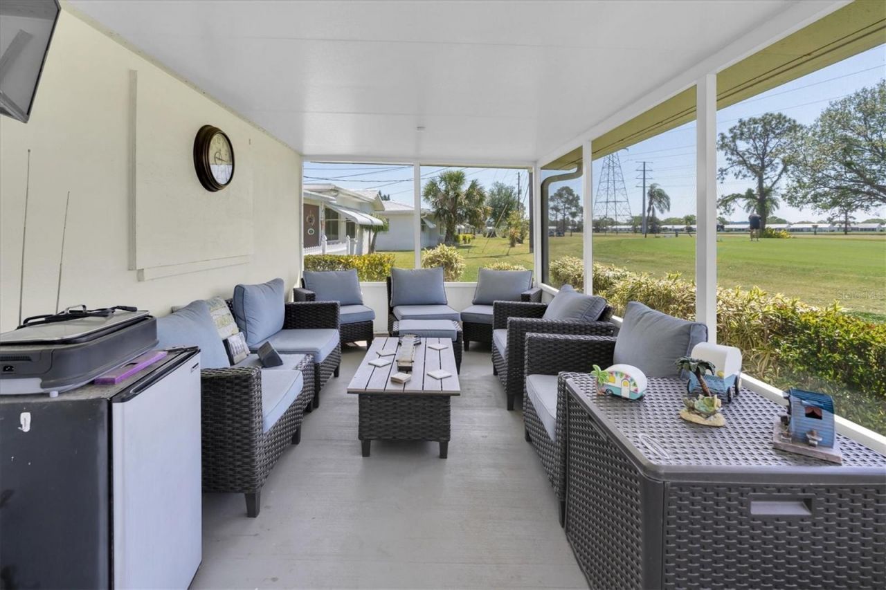 3808 97th Avenue N, Pinellas Park, FL 33782 Photo