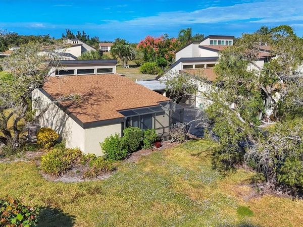 680 WHITE PINE TREE ROAD, Unit 61, VENICE, FL 34285