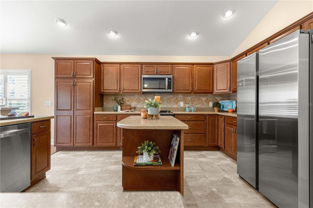 554 Socastee Place, The Villages, FL 32163 Photo