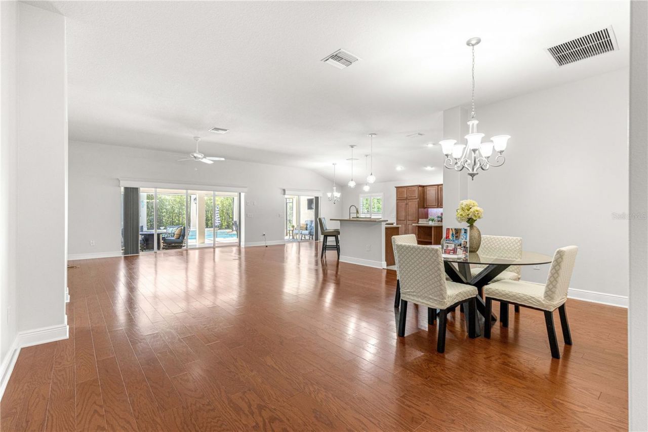 554 Socastee Place, The Villages, FL 32163 Photo