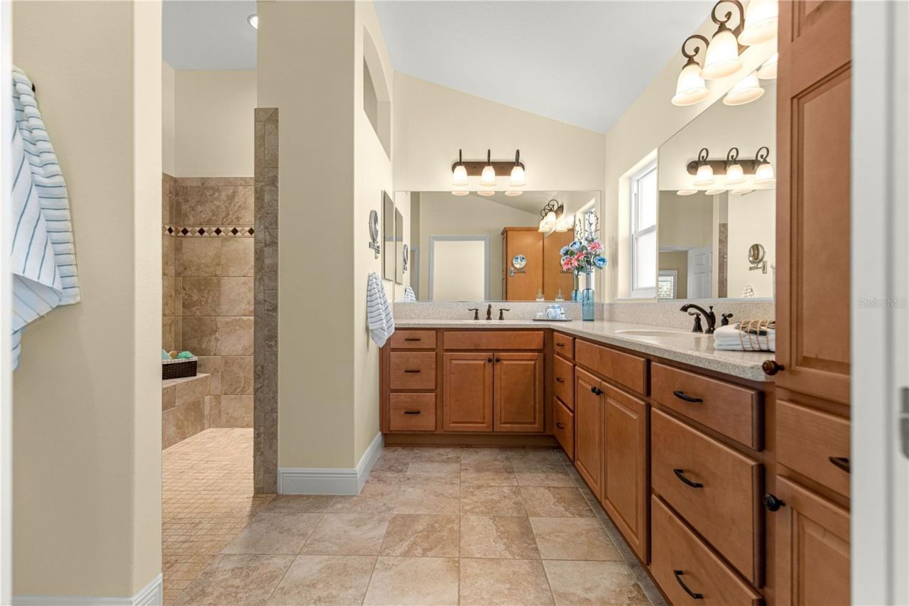 554 Socastee Place, The Villages, FL 32163 Photo