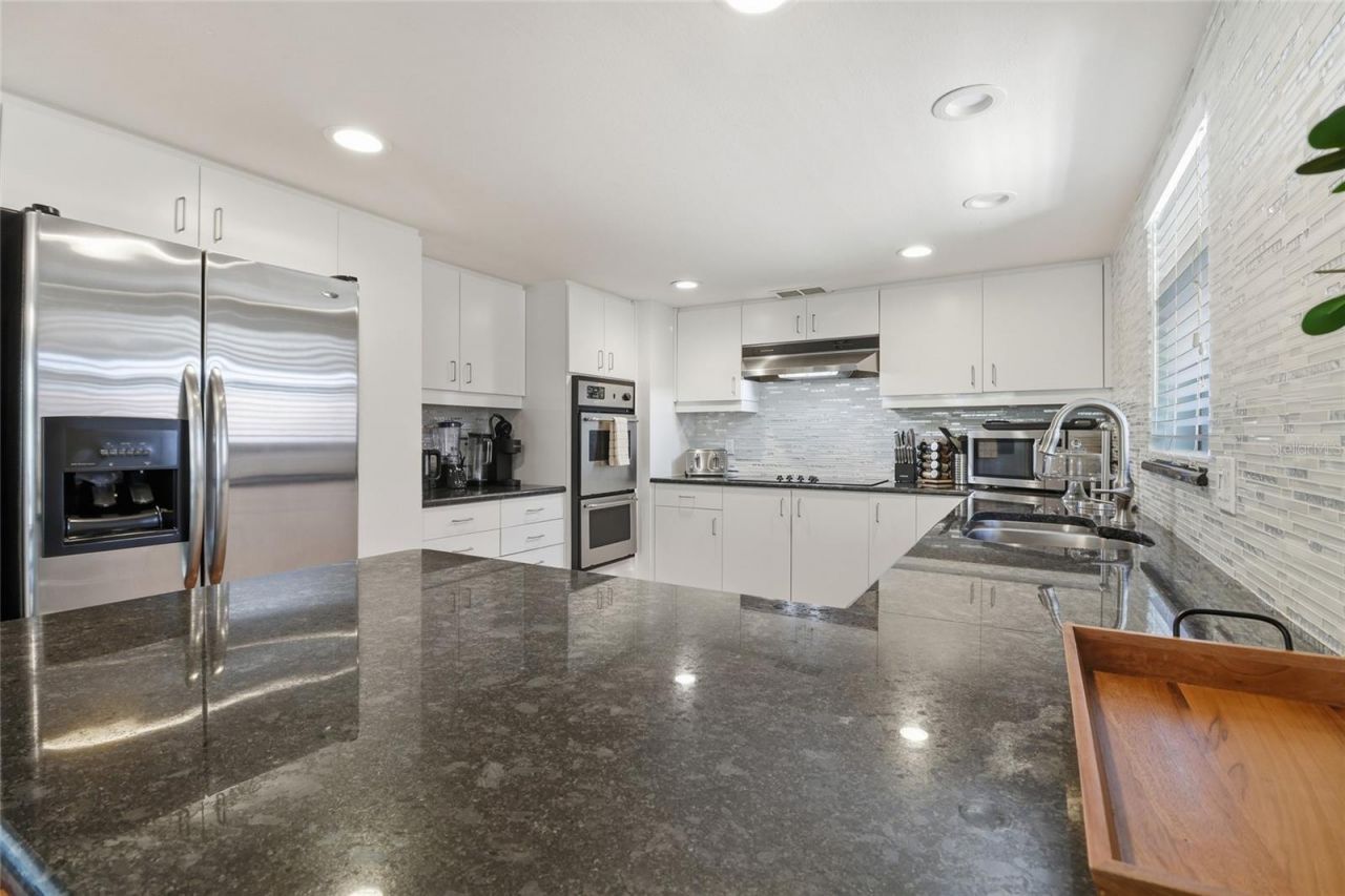 3446 Anglin Drive, Sarasota, FL 34242 Photo