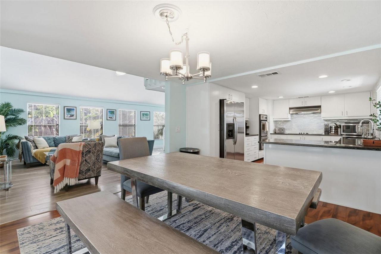 3446 Anglin Drive, Sarasota, FL 34242 Photo