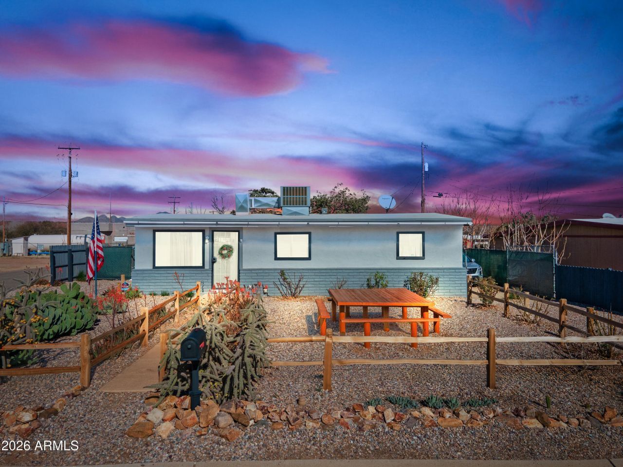 101 E Yuma Street, Huachuca City, AZ 85616 Main Photo