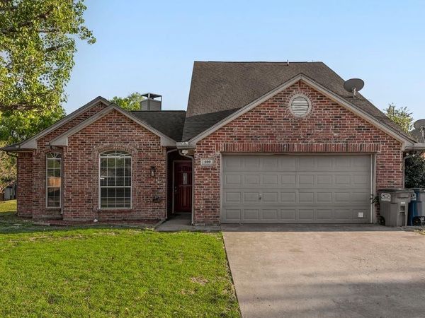 400 Buckskin Drive, Red Oak, TX 75154
