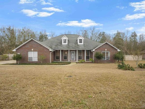 1089 Yellowstone Pass, Cantonment, FL 32533