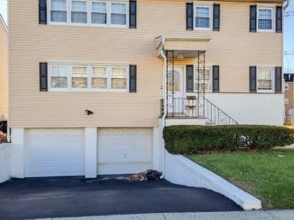 832 Dewey St, Union, NJ 07083
