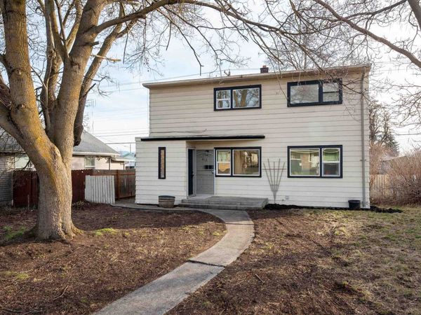 1012 E GARLAND Ave, Spokane, WA 99207