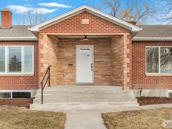 75 S 3rd E, REXBURG, ID 83440